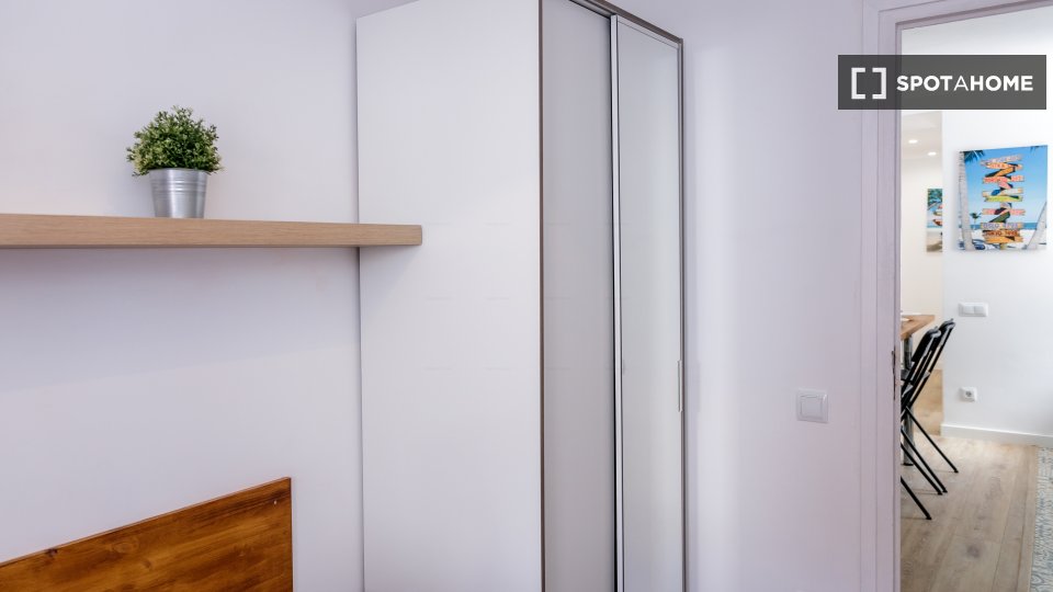 Double room Barcelona, 10 beds — photo 24