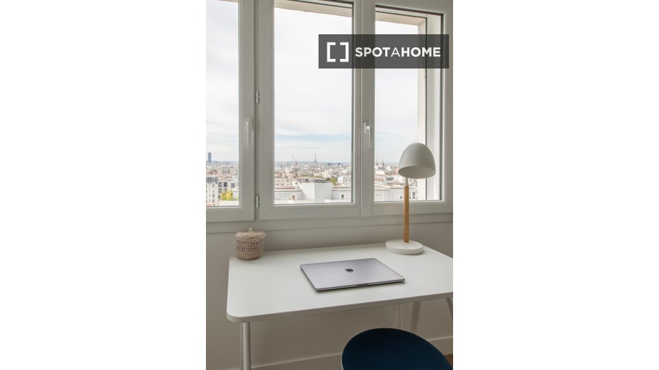 Double room Paris, 3 beds, 61m² — photo 10