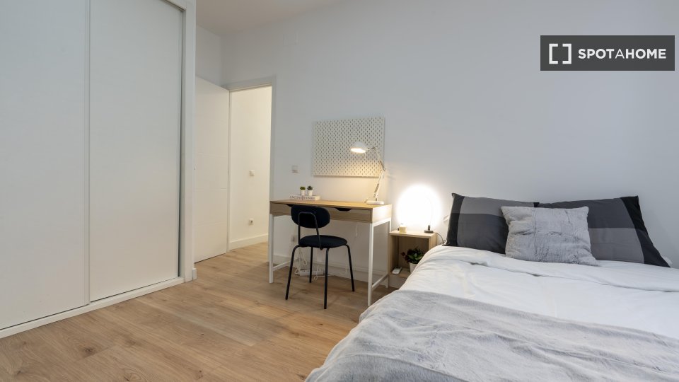 Camera doppia Madrid, 4 camere — foto 2