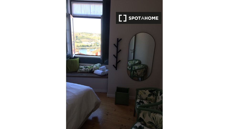 Apartment Coimbra, 4 beds — photo 12