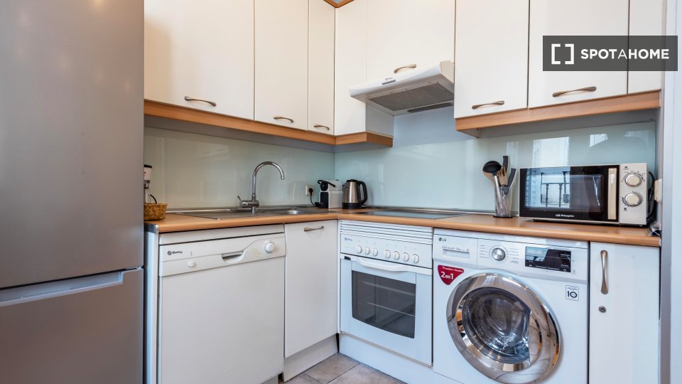 Apartment Madrid, 1 bed, 50m² — photo 2