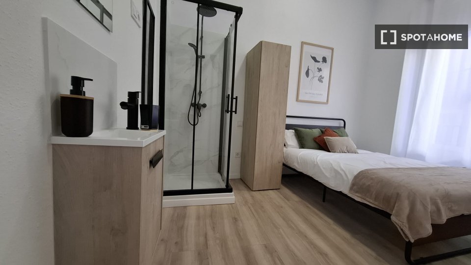 Chambre double Madrid, 12 chambres, 185m² — photo 4