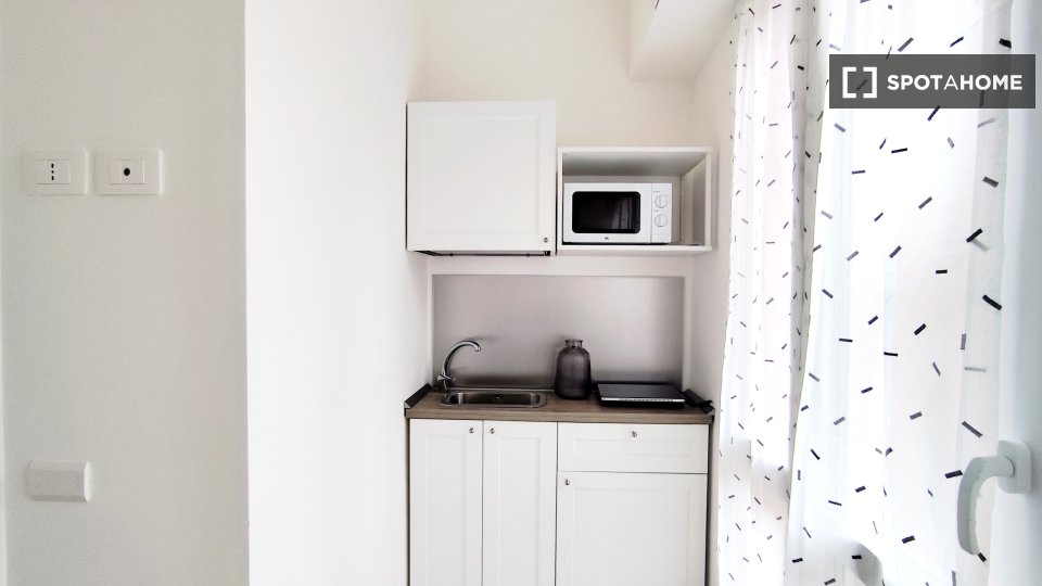 Apartment mono Milan, 18m² — photo 4