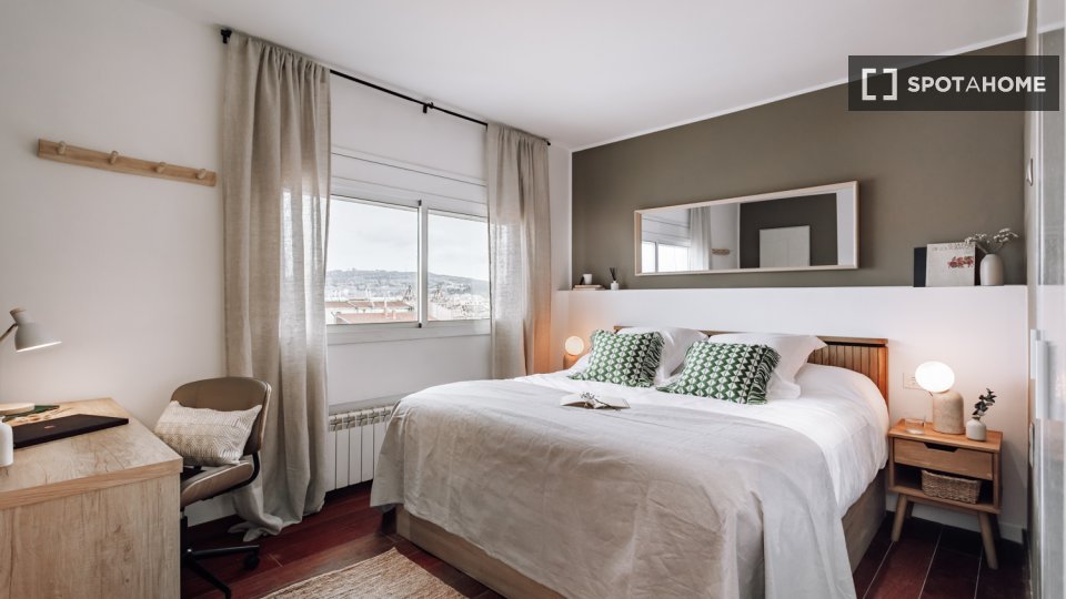 Double room Barcelona, 4 beds, 140m² — photo 11