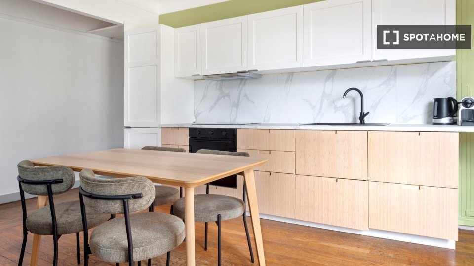 Apartment Paris, 2 beds, 64m² — photo 4