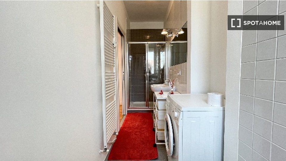 Apartment Milan, 1 bed, 61m² — photo 13