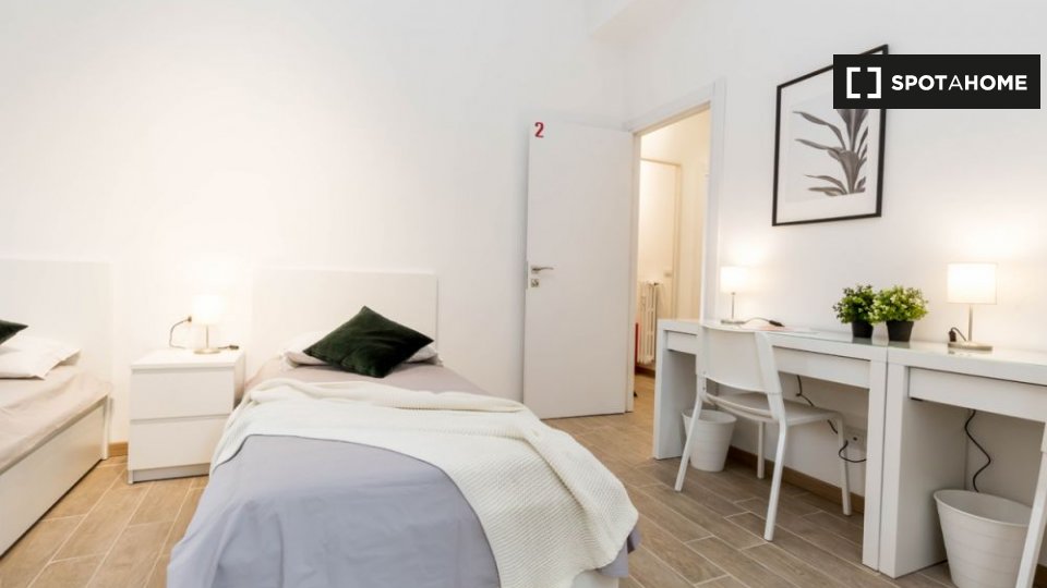 Double room Milan, 4 beds — photo 1