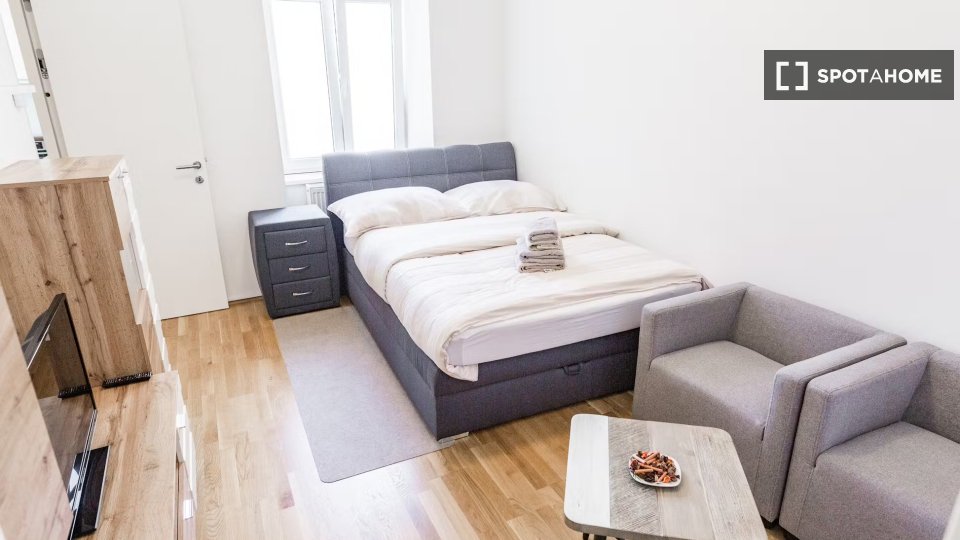 Apartment Vienna, 1 bed, 35m² — photo 1