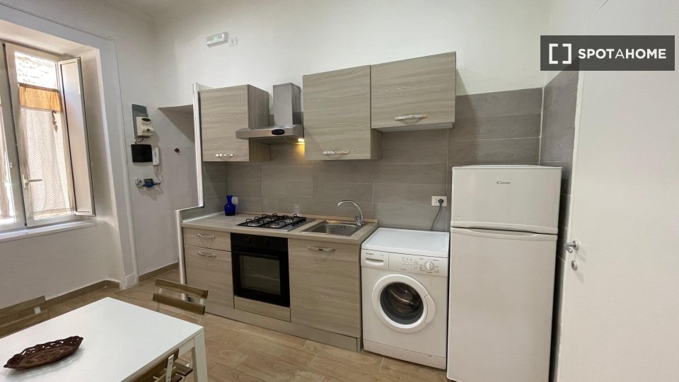 Apartment Naples, 1 bed — photo 11