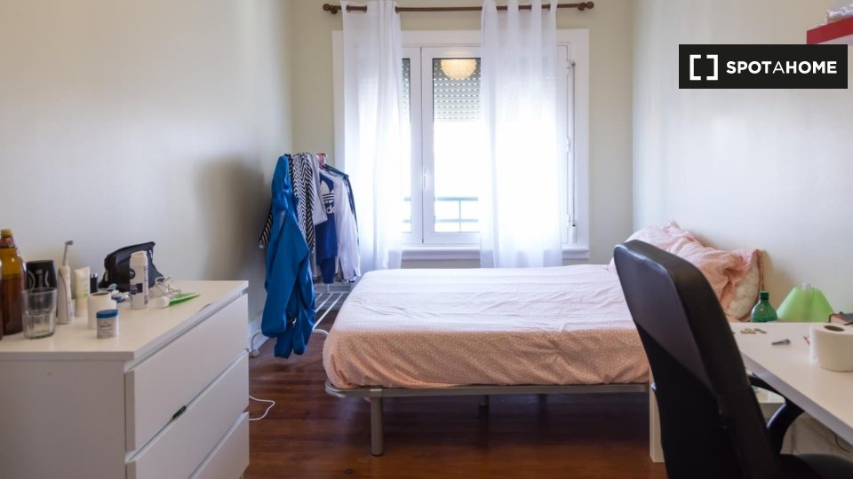 Double room Lisbon, 7 beds — photo 1