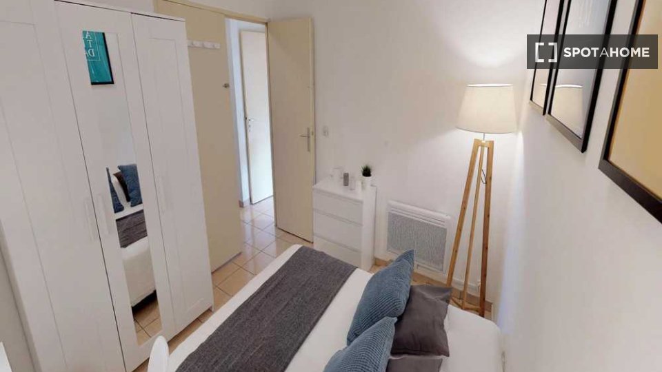 Double room Lille, 4 beds, 70m² — photo 5