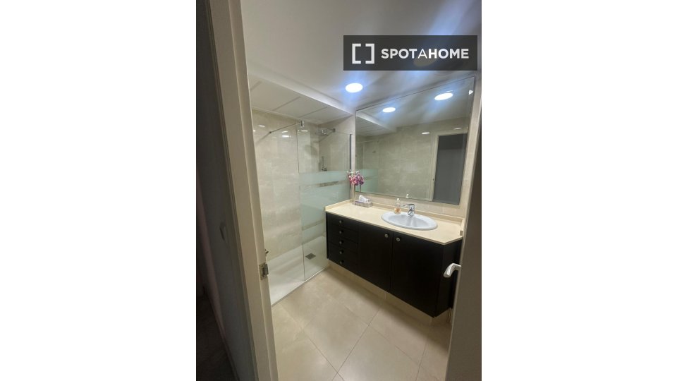 Apartamento de 3 habitaciones en alquiler en Dénia