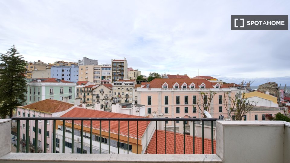 Double room Lisbon, 8 beds — photo 11