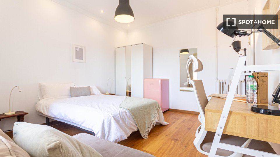 Double room Barcelona, 6 beds — photo 6