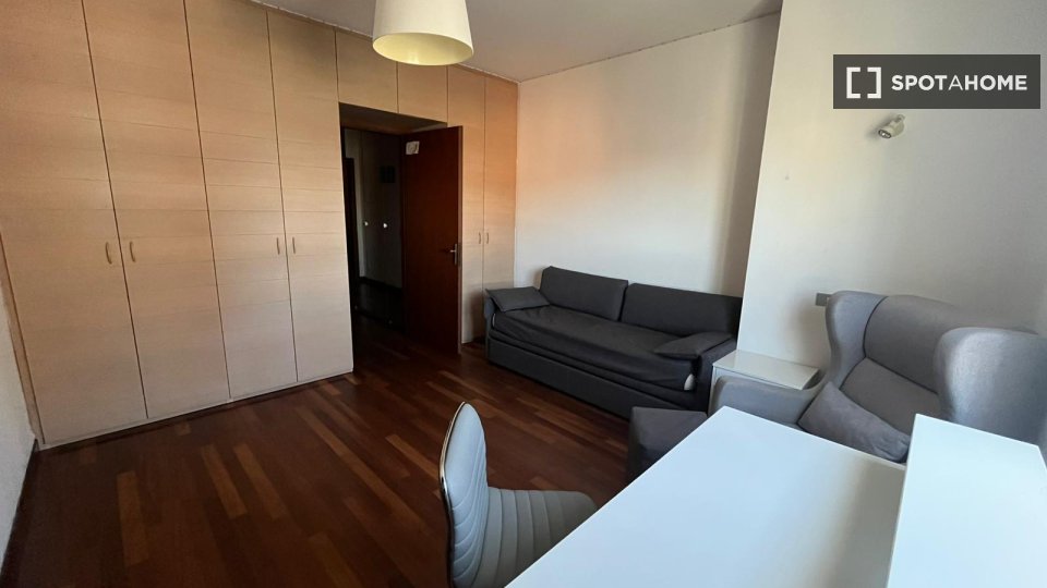 Double room Milan, 2 beds — photo 8