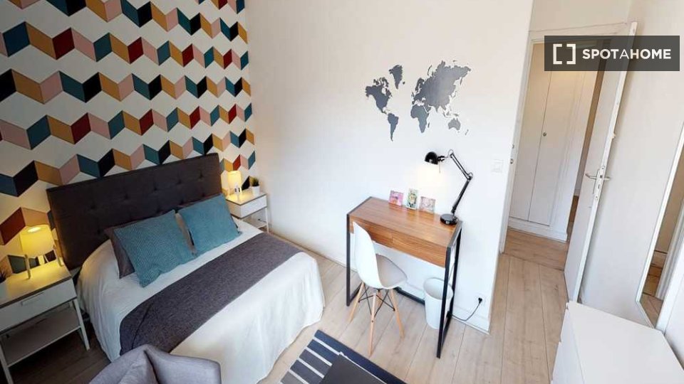 Double room Paris, 4 beds, 80m² — photo 22