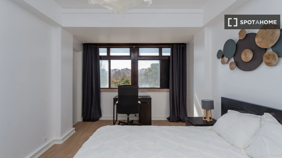 Double room Lisbon, 10 beds — photo 11