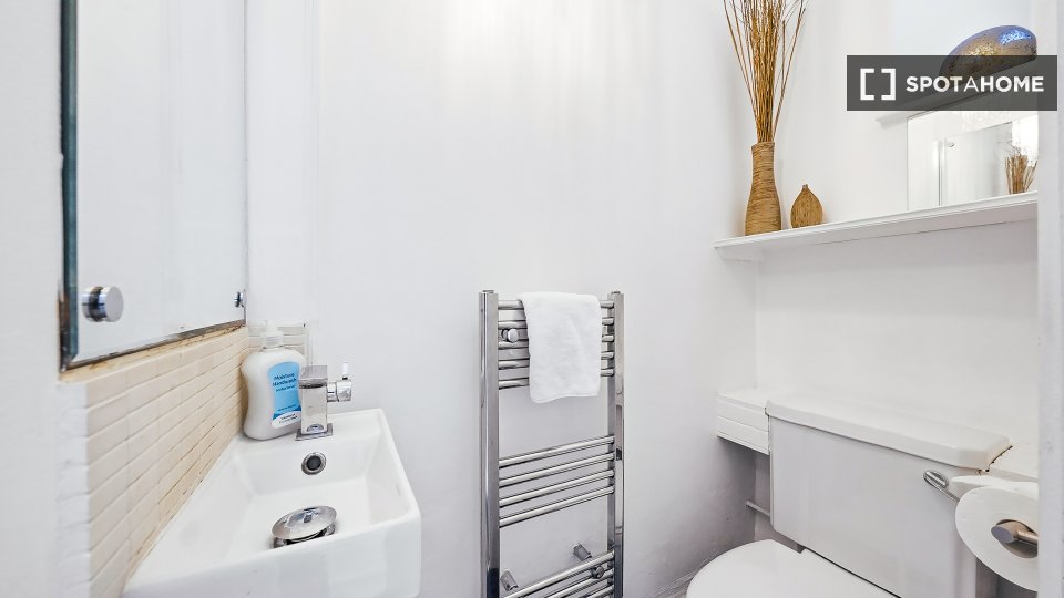 Apartment London, 3 beds, 87m² — photo 51
