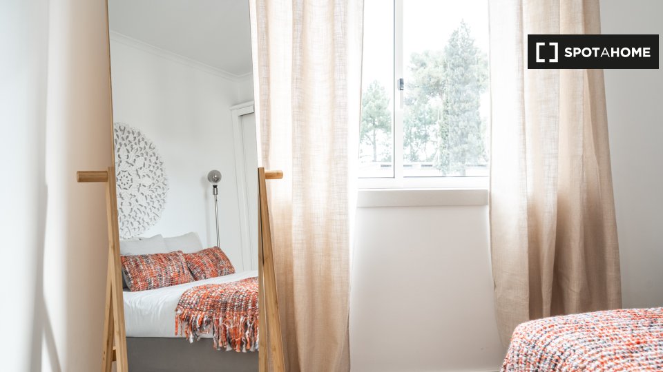 Apartment Lisbon, 2 beds — photo 13
