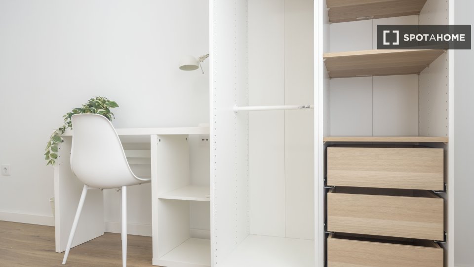 Chambre double Valence, 5 chambres, 100m² — photo 14