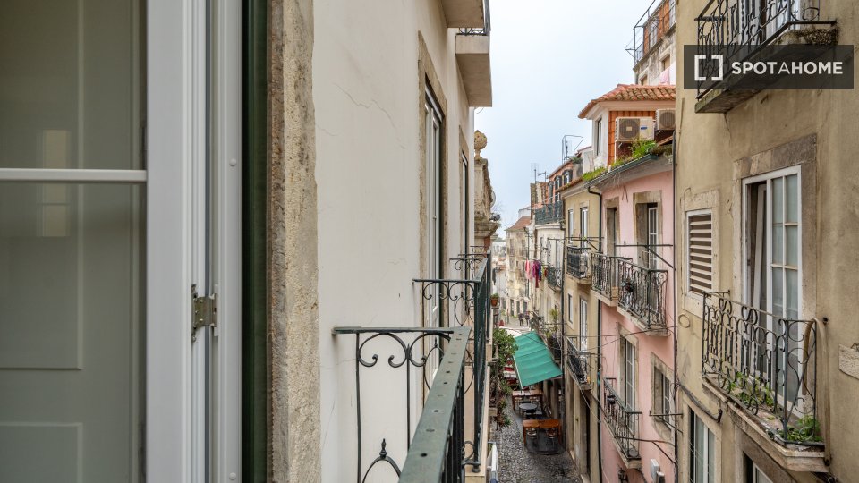 Apartment mono Lisbon, 52m² — photo 6
