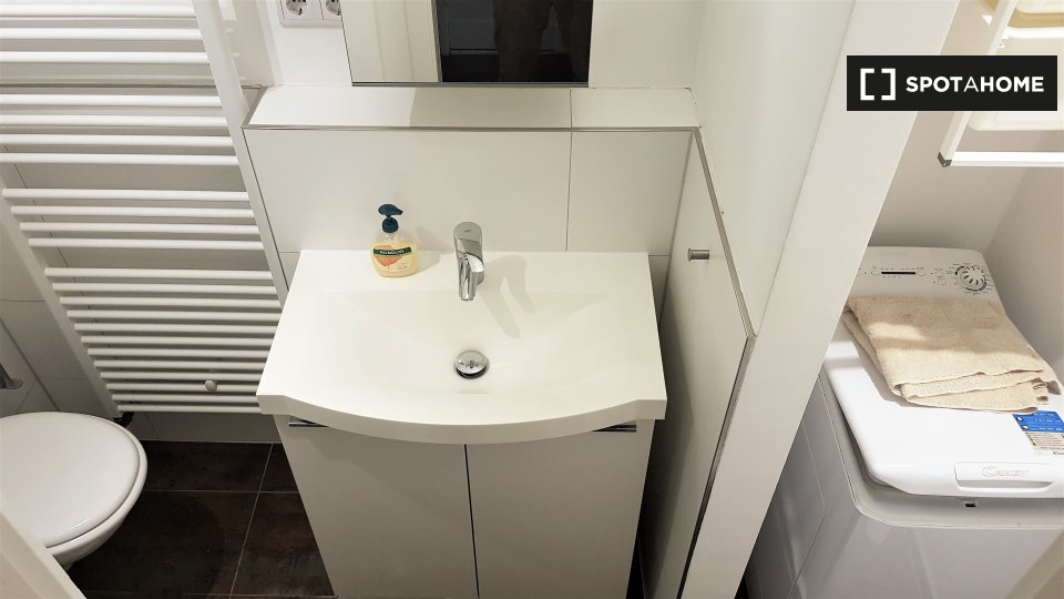 Apartment Berlin, 2 beds, 65m² — photo 18