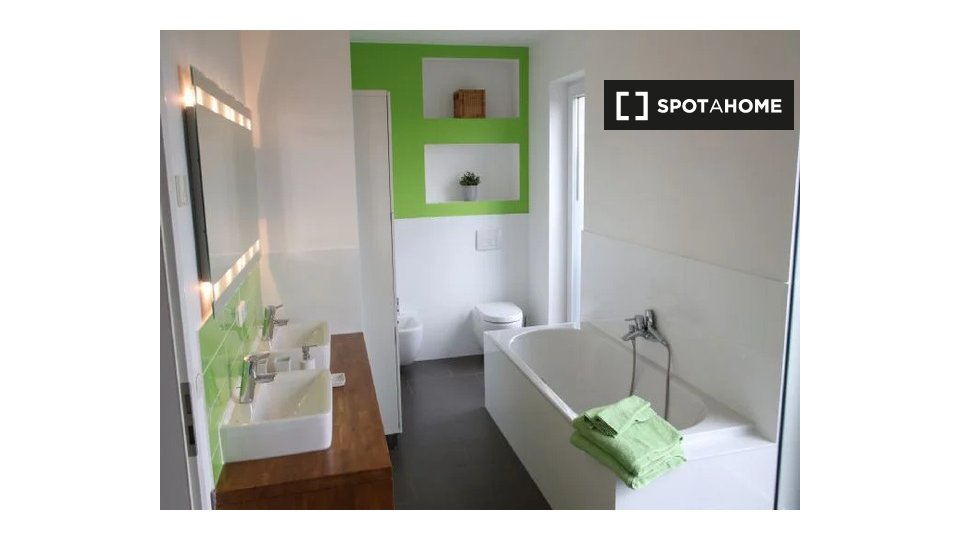 Apartment Berlin, 6 beds — photo 9