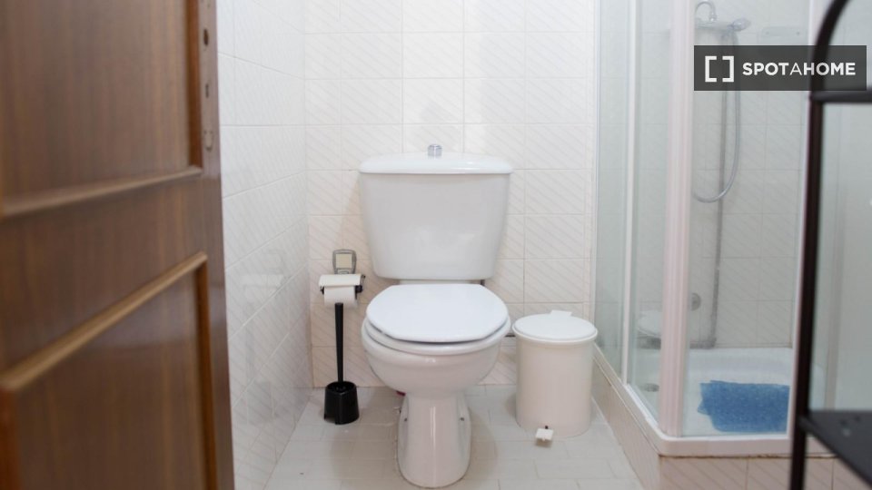 Double room Porto, 5 beds, 100m² — photo 6