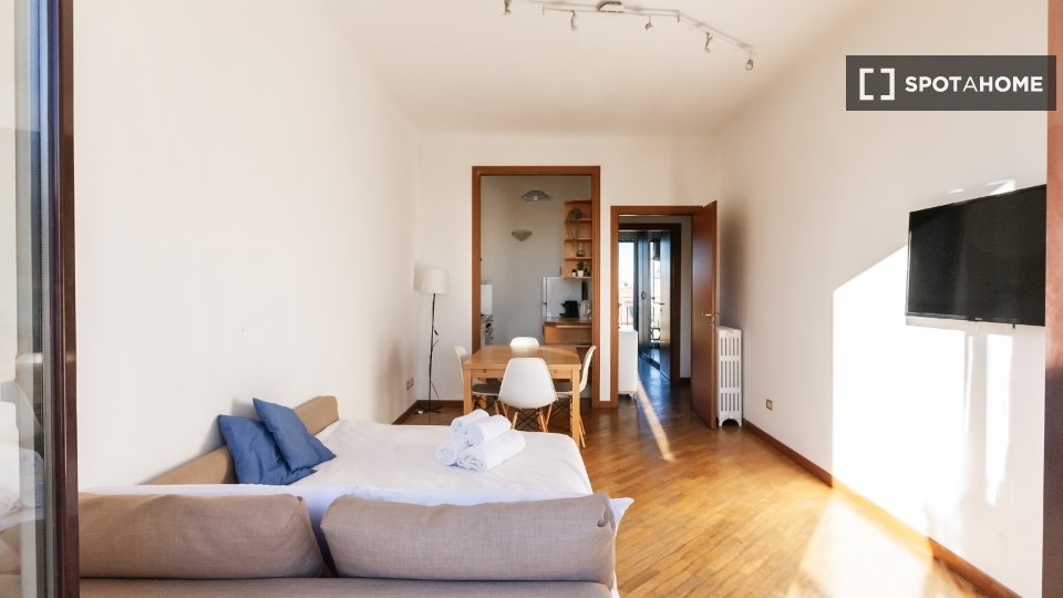 Apartment Milan, 1 bed — photo 13
