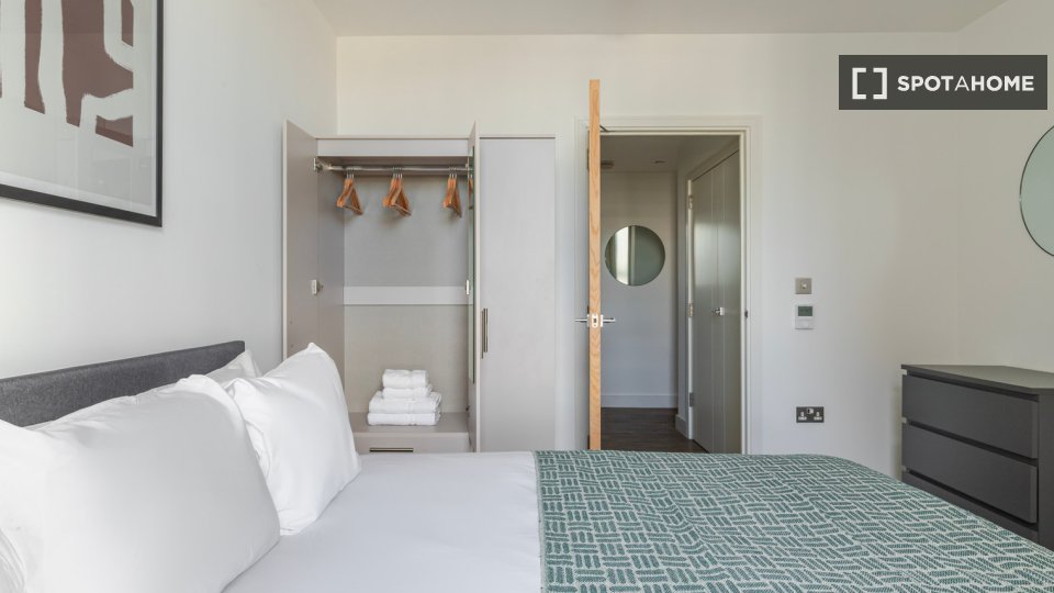 Apartment London, 2 beds — photo 10