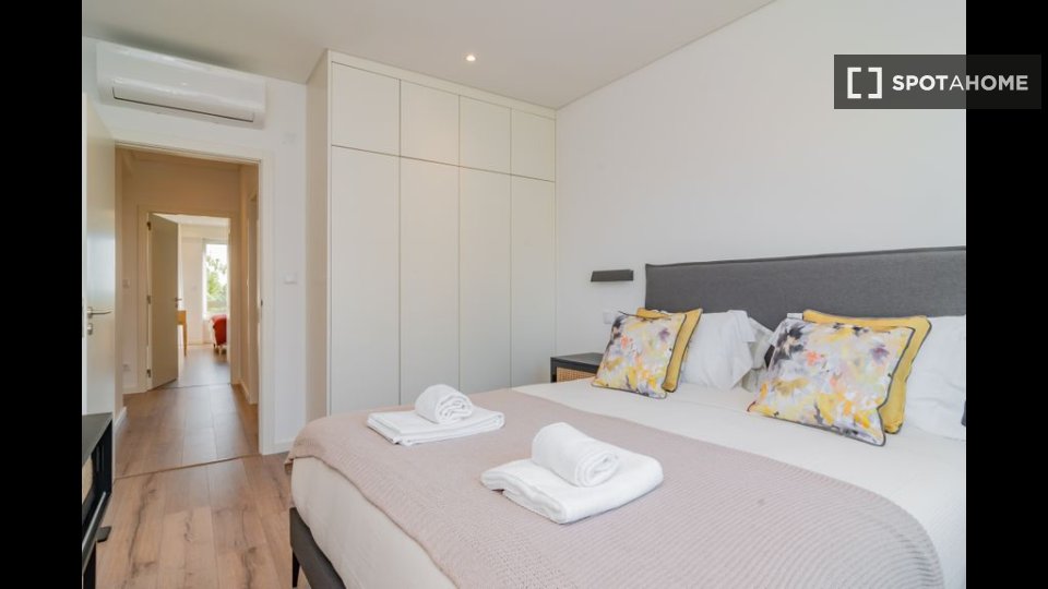 Apartment Lisbon, 3 beds — photo 8