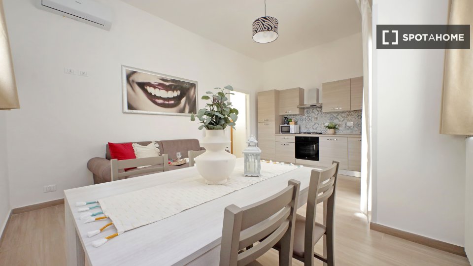 Apartment Rome, 1 bed — photo 2