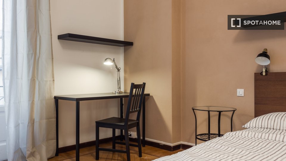 Double room Milan, 3 beds, 128m² — photo 2
