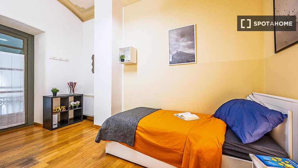 Double room Turin, 4 beds — photo 13