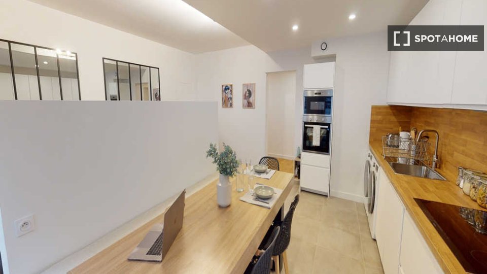Double room Lyon, 7 beds, 150m² — photo 6