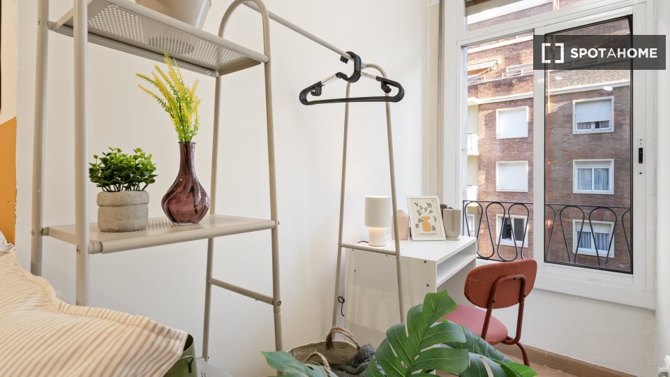Double room Barcelona, 8 beds, 150m² — photo 34