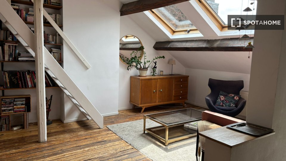 Apartment Brussels, 2 beds, 95m² — photo 1