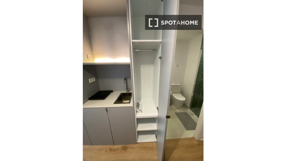 Apartment mono Madrid, 16m² — photo 13