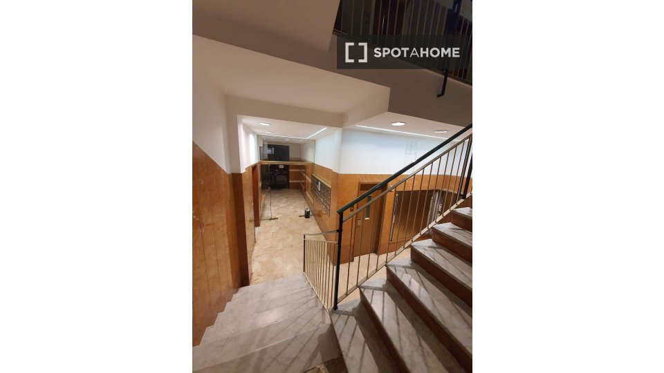 Double room Rome, 4 beds, 120m² — photo 14