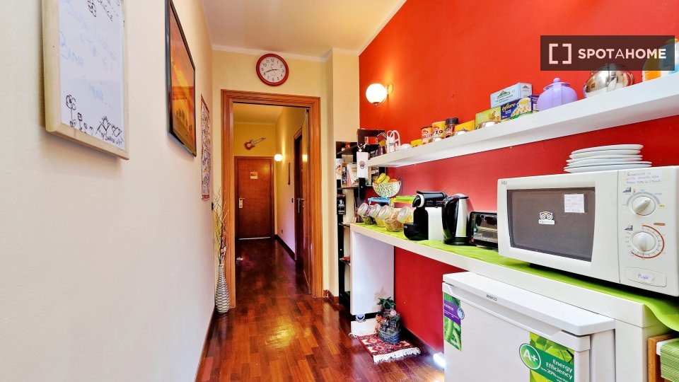 Double room Rome, 3 beds — photo 4