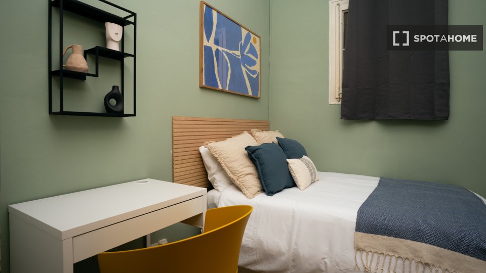 Double room Barcelona, 5 beds, 160m² — photo 16