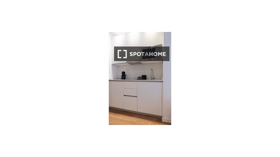 Apartment mono Madrid, 15m² — photo 12