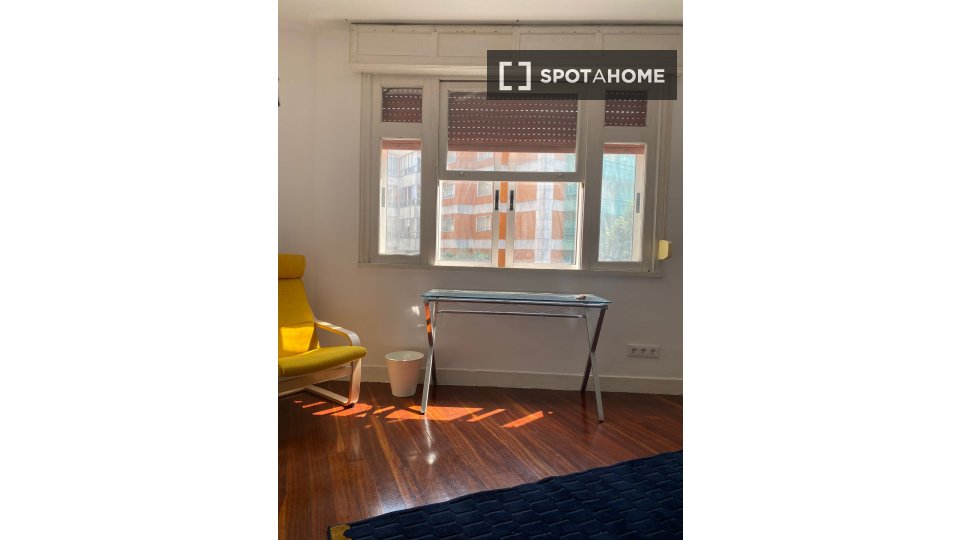 Double room Vigo, 4 beds, 110m² — photo 10