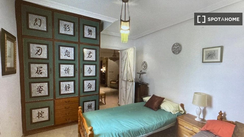 Apartment Madrid, 2 beds, 85m² — photo 2