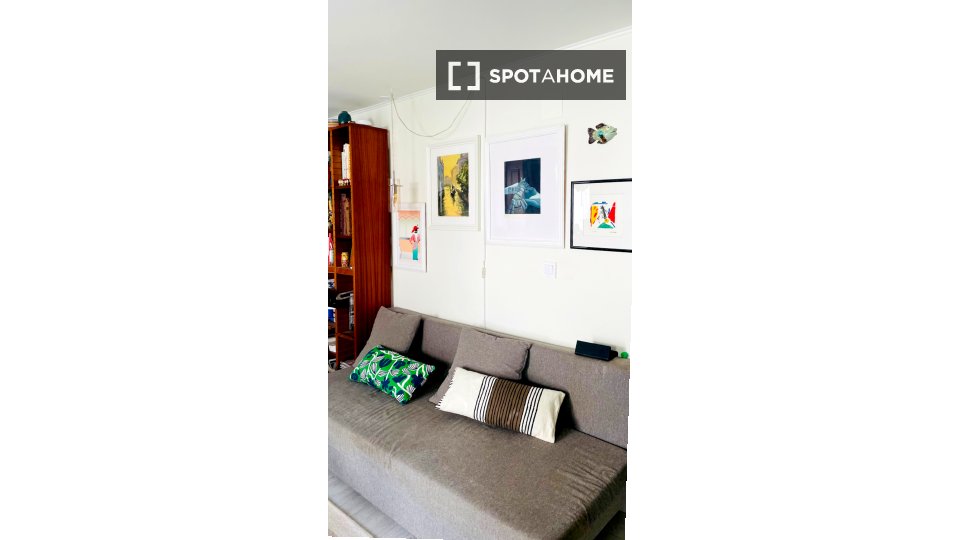 Apartment Lisbon, 2 beds, 72m² — photo 11
