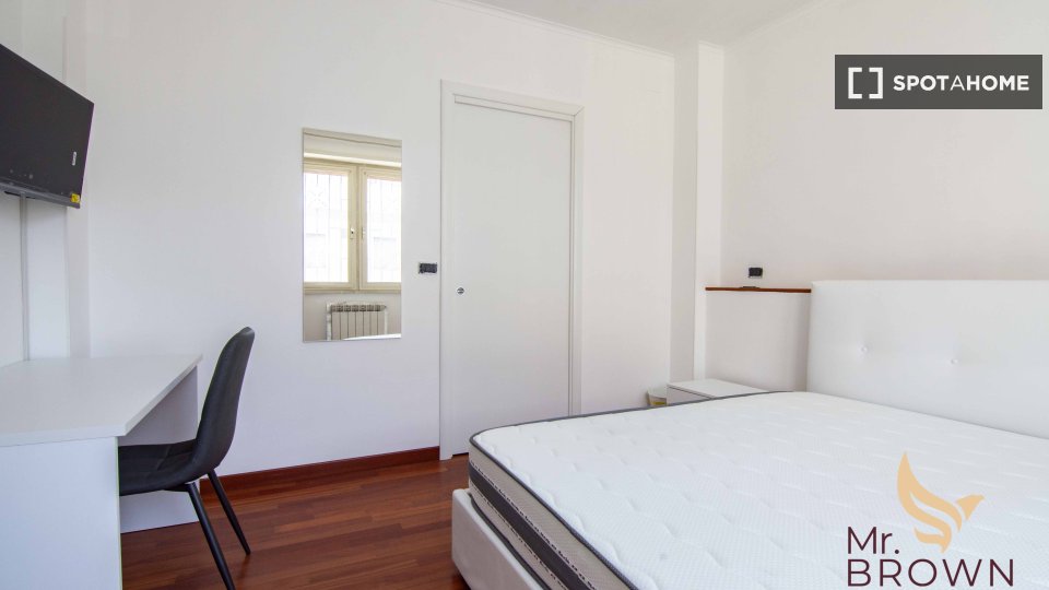 Double room Rome, 5 beds, 140m² — photo 14