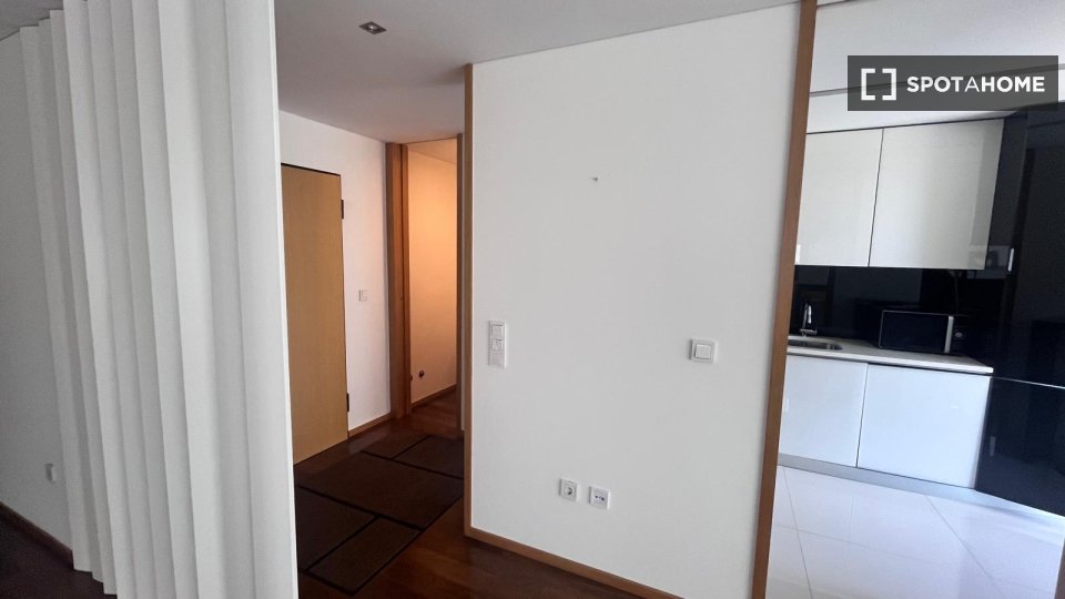 Apartment Porto, 3 beds, 118m² — photo 2