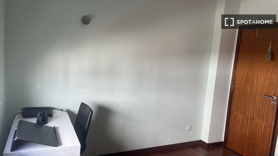 Double room Lisbon, 4 beds, 150m² — photo 22
