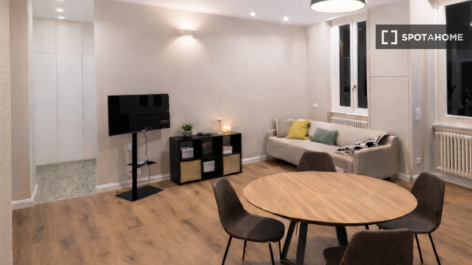 Apartment Rome, 2 beds, 77m² — photo 12