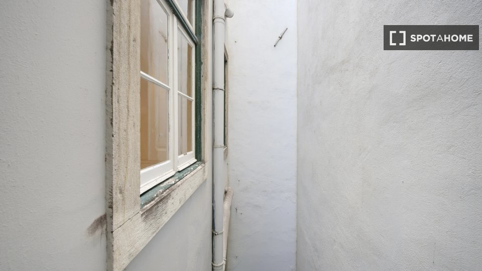 Double room Lisbon, 4 beds — photo 7